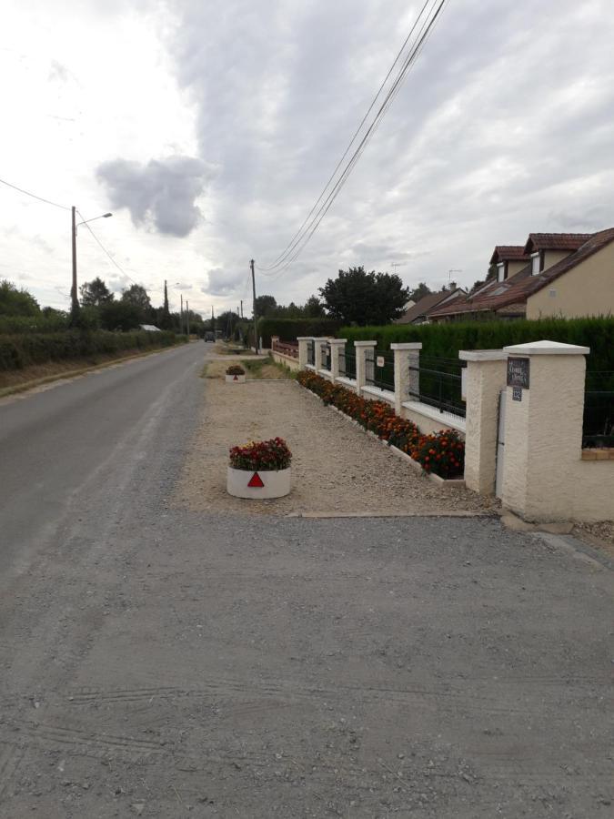La Chaume Apartment Laugere Bagian luar foto